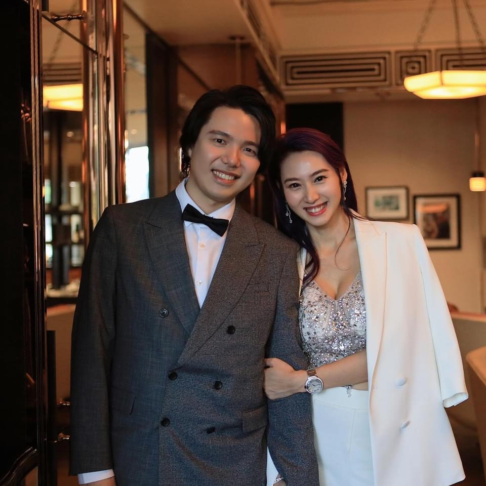 恭喜 39岁庄端儿正式签字结婚紧张手抖 老公失业破产不离不弃 亿忆澳洲 恭喜 39岁庄端儿正式签字结婚紧张手抖 老公失业破产不离不弃 亿忆澳洲