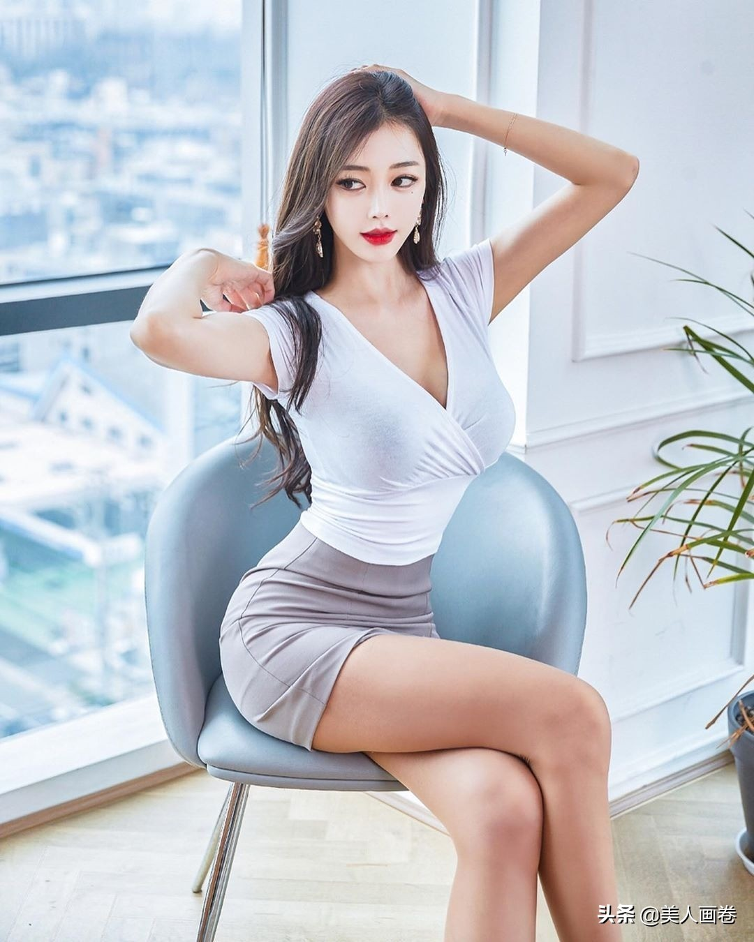 美女壁纸图片 超美女秘书工作制服秀 亿忆澳洲 美女壁纸图片 超美女秘书工作制服秀 亿忆澳洲