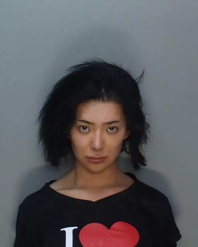 嫌疑人照